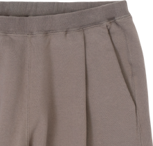 Load image into Gallery viewer, One Tuck Sweat Pant (Grey)