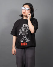 Load image into Gallery viewer, 女子高生 S/SL Tee (Black)
