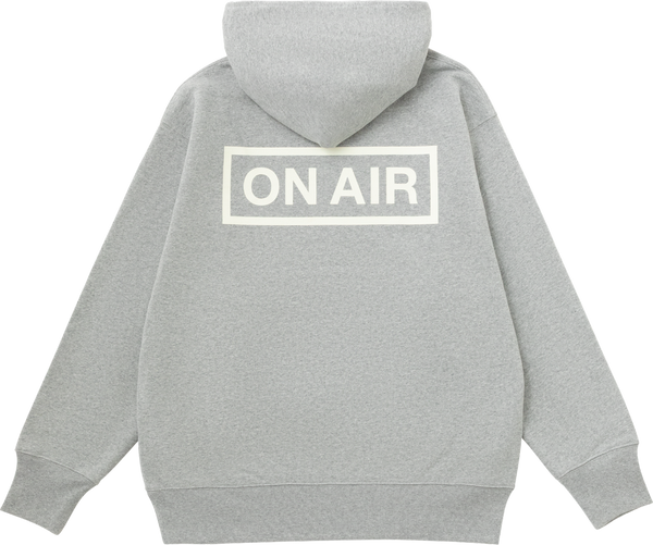 files/ONAIR_pull_gry_back2000.png