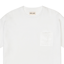 Load image into Gallery viewer, Bubble Wrap Pocket T-shirt (White)
